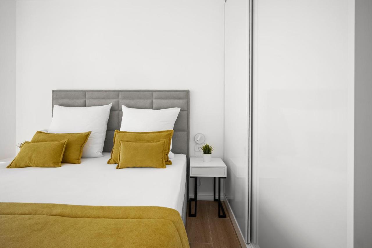 Adriatic Garden Apartments 오크루그고른지 외부 사진