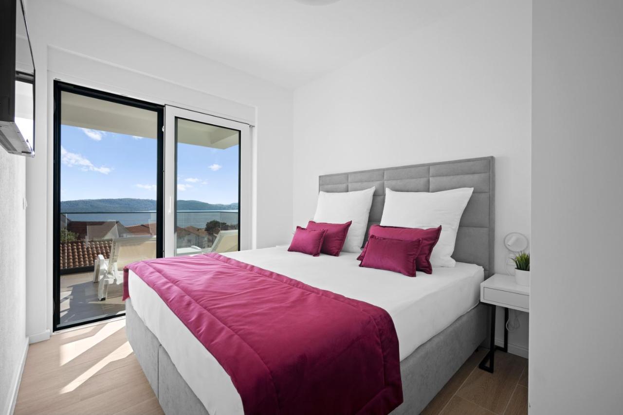 Adriatic Garden Apartments 오크루그고른지 외부 사진