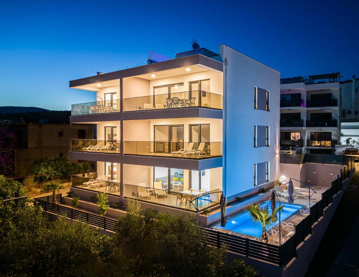 Adriatic Garden Apartments 오크루그고른지 외부 사진