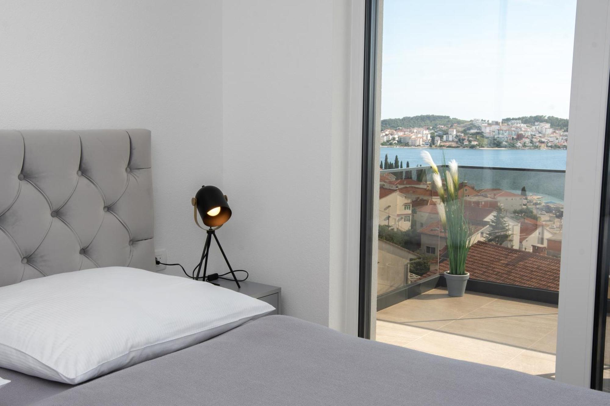 Adriatic Garden Apartments 오크루그고른지 외부 사진